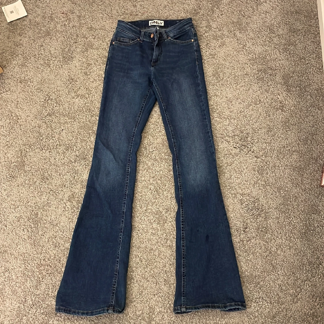 Säljer Bootcut jeans