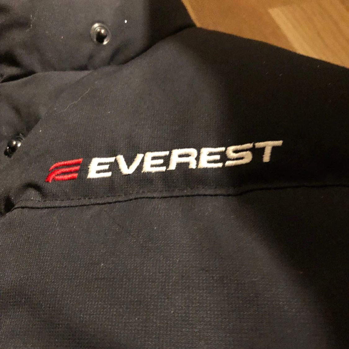 En väst  - 91