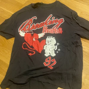 oversized t-shirt - bra skick och inga defekter. använd några gånger