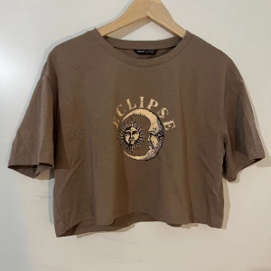T shirt - Använd en gång  !