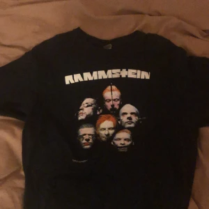 rammstein tröja - använd 2 ggr,bra skick