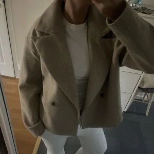 Kappa - Säljer min superfina kappa från vila som jag aldirg använder 