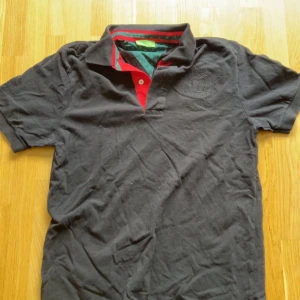 hugoboss piké - säljer denna hugo boss piké hyfsat ny 