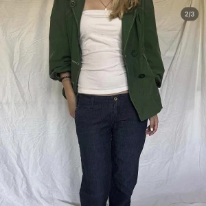Grön jacka - Fin grön jacka med trekvartsärm 