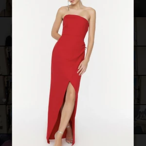 Balklänning  - Superfin klänning, perfekt för balen eller annat! Helt oanvänd med lappen kvar