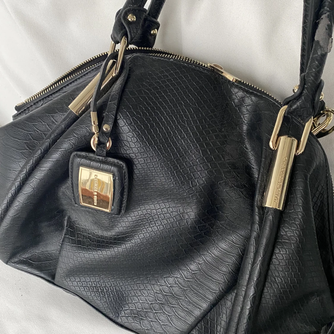 Skitsnygg väska  - 90