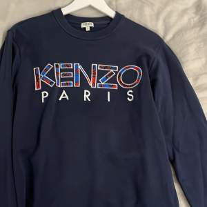 Tjo. Säljer en kenzo tröja som inte används mer.