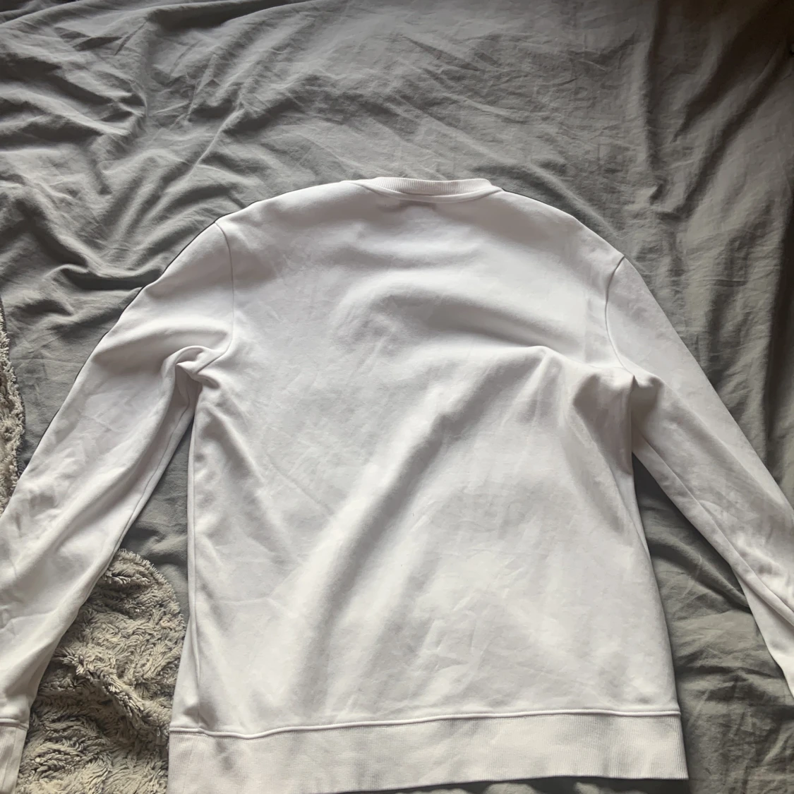 Hugo boss sweatshirt - 90