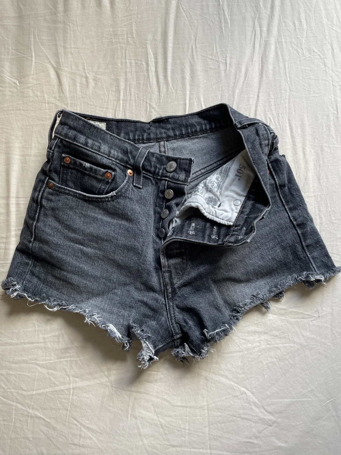 Levis shorts 