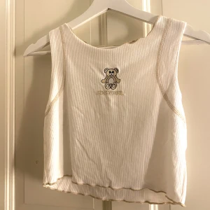 Babytee linne  - Storlek m 