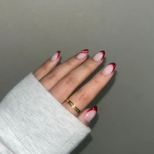Så snygg ring 😍 - Helt ny i rostfritt stål är Tiffany&Co inspirerad 😍🤌🏽💍