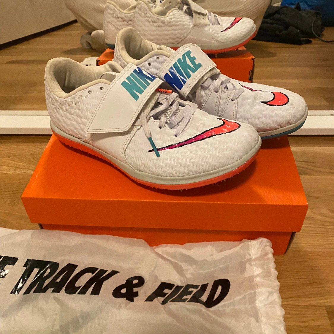 Höjdhoppskor spikskor 