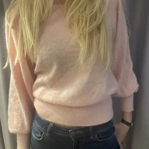 Stickad tröja  - Så fina stickade tröja! 