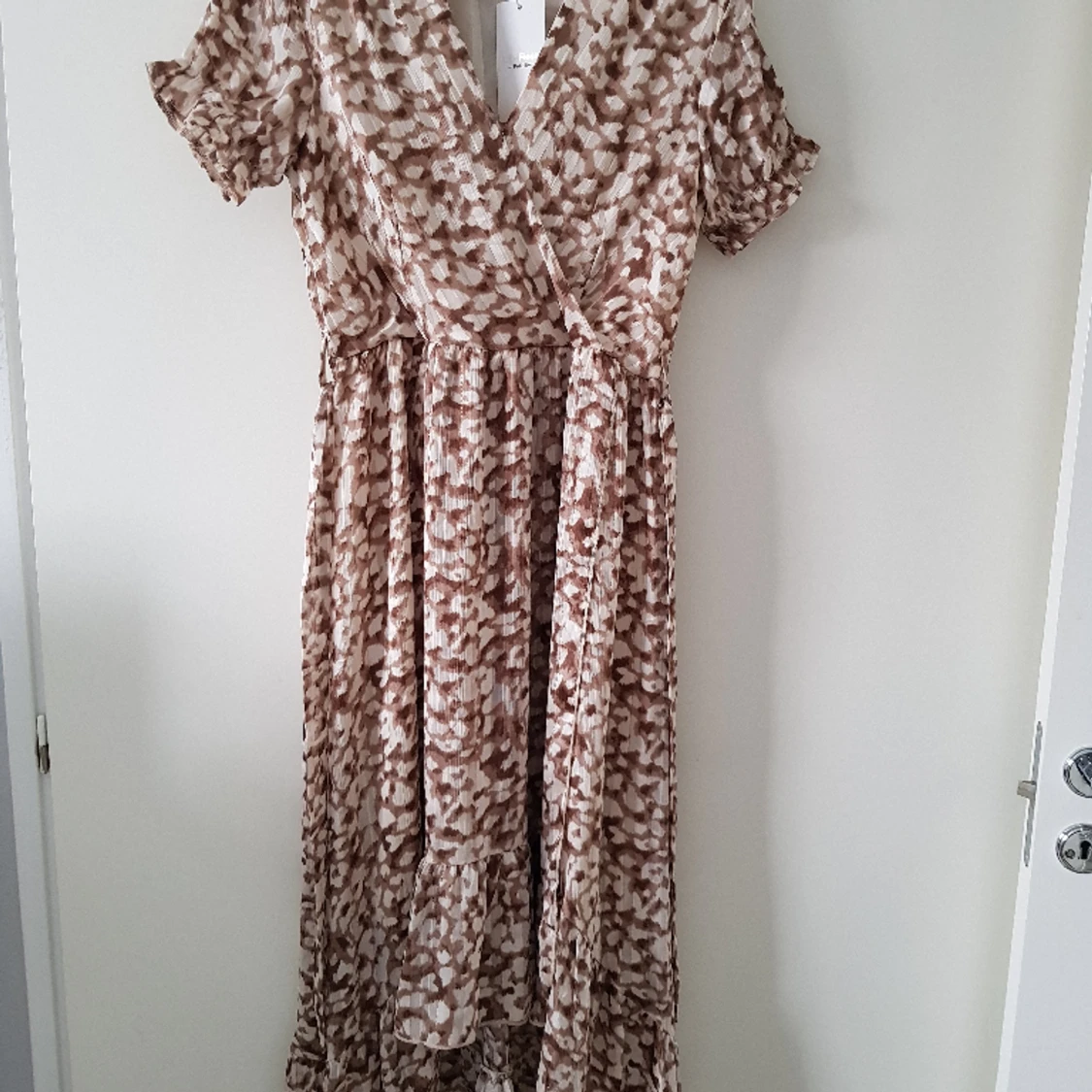 Klänning (Ny) "Lilie Rose" strl M/L