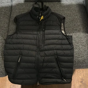 Parrajumper Äkta - Storlek s väldigt fint sick