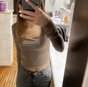 Brun topp - Skick 10/10