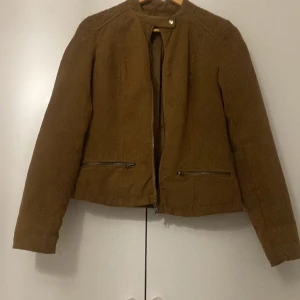 Jacka - Finjacka ej använd i nytt skick