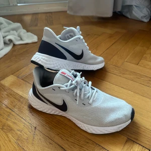 Nike löparskor - Löparskor från Nike i fint skick. 