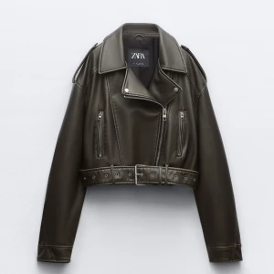 Zara biker jacka - En fin skinnjacka som jag vill sälja. Har haft ett par ggr.