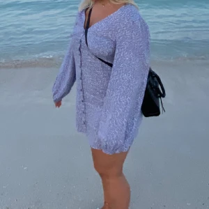 Klänning - Säljer denna fina klänningen! Perfekt till sommaren, eller en resa 💕💕