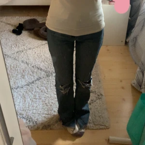 Jeans - Snygga jeans från pull&bear, 66 kr frakt 💓💓