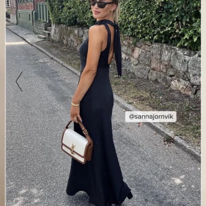 Nakd klänning  - Så fin klänning från nakd, använd 1 gång 