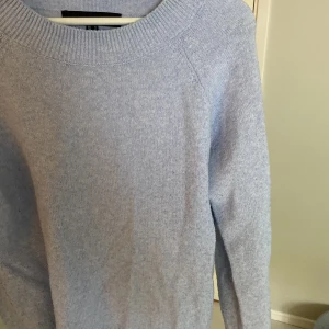 Stickad tröja  - Tröja från VeroModa fint skick☺️