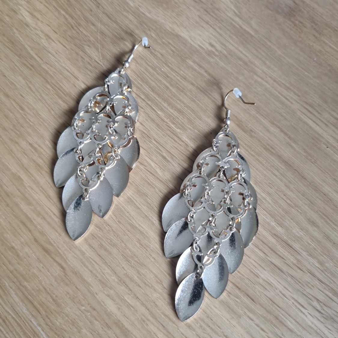 Guldiga örhängen  - 91