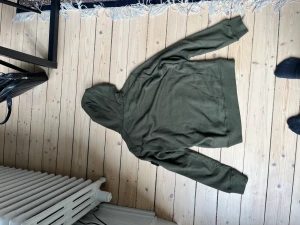 Stone island hoodie - Säljer min supersnygga stone island hoodie, aldrig använd 