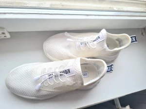 Steve Madden  - Jätte fina och sköna Steve Madden skor!