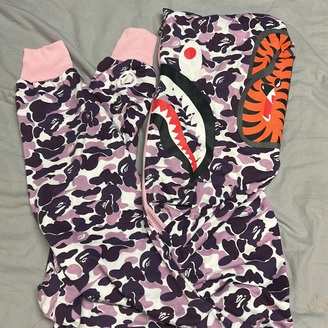Bape hoodie 