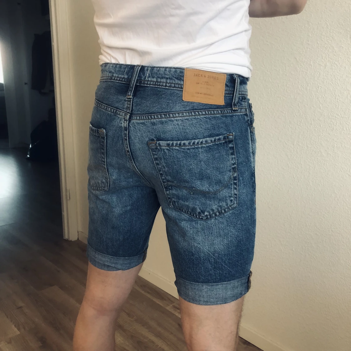 Jeansshorts från Jack & Jones - 90