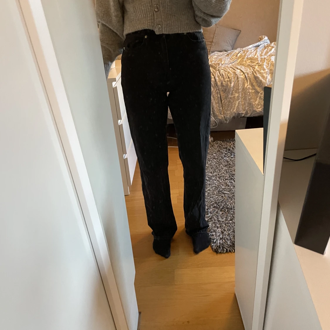 Snygga svarta jeans - 90