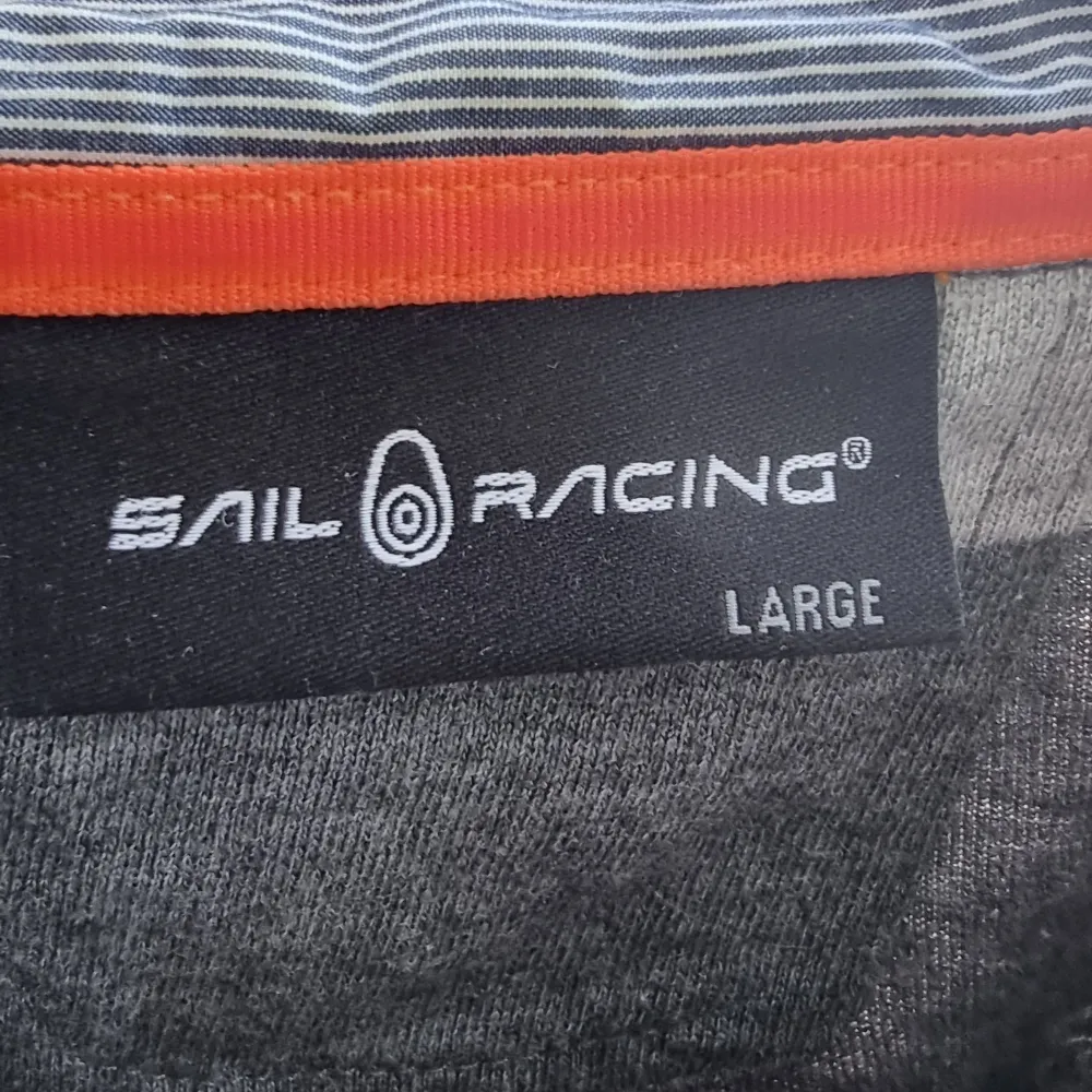 Sail racing tröja använd några gånger väldigt fin.. Toppar.