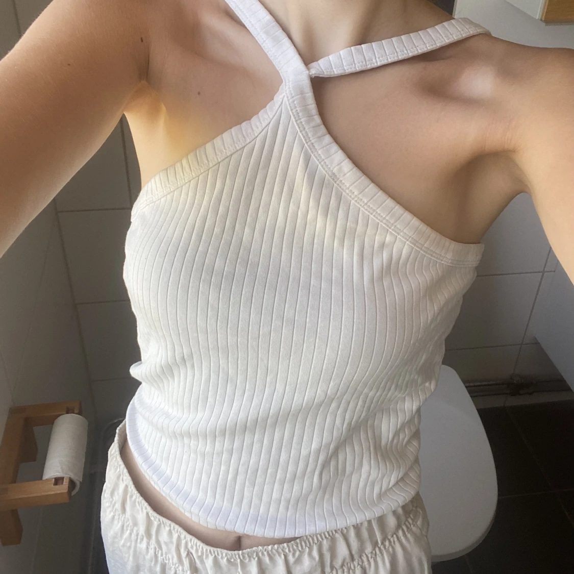 Vit korsad ribbad topp