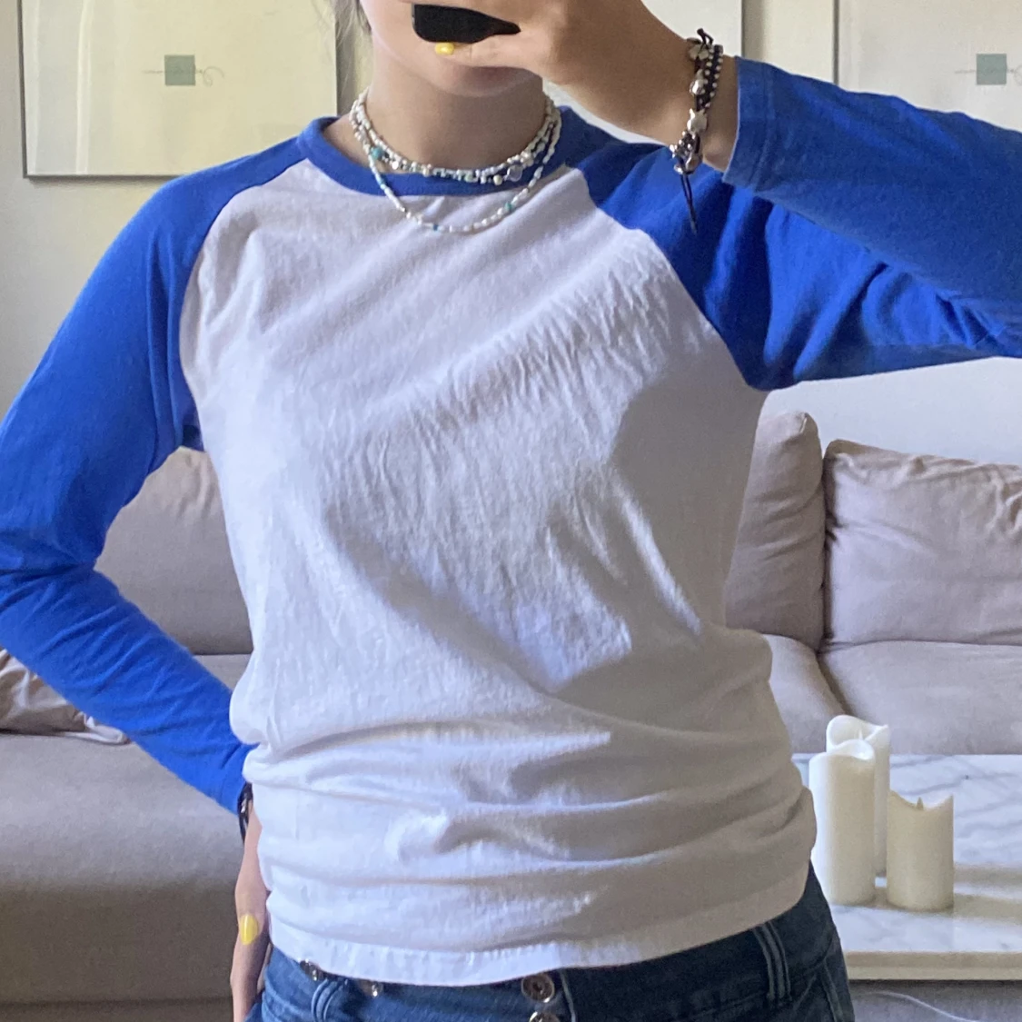 Blå och vit tröja - 90