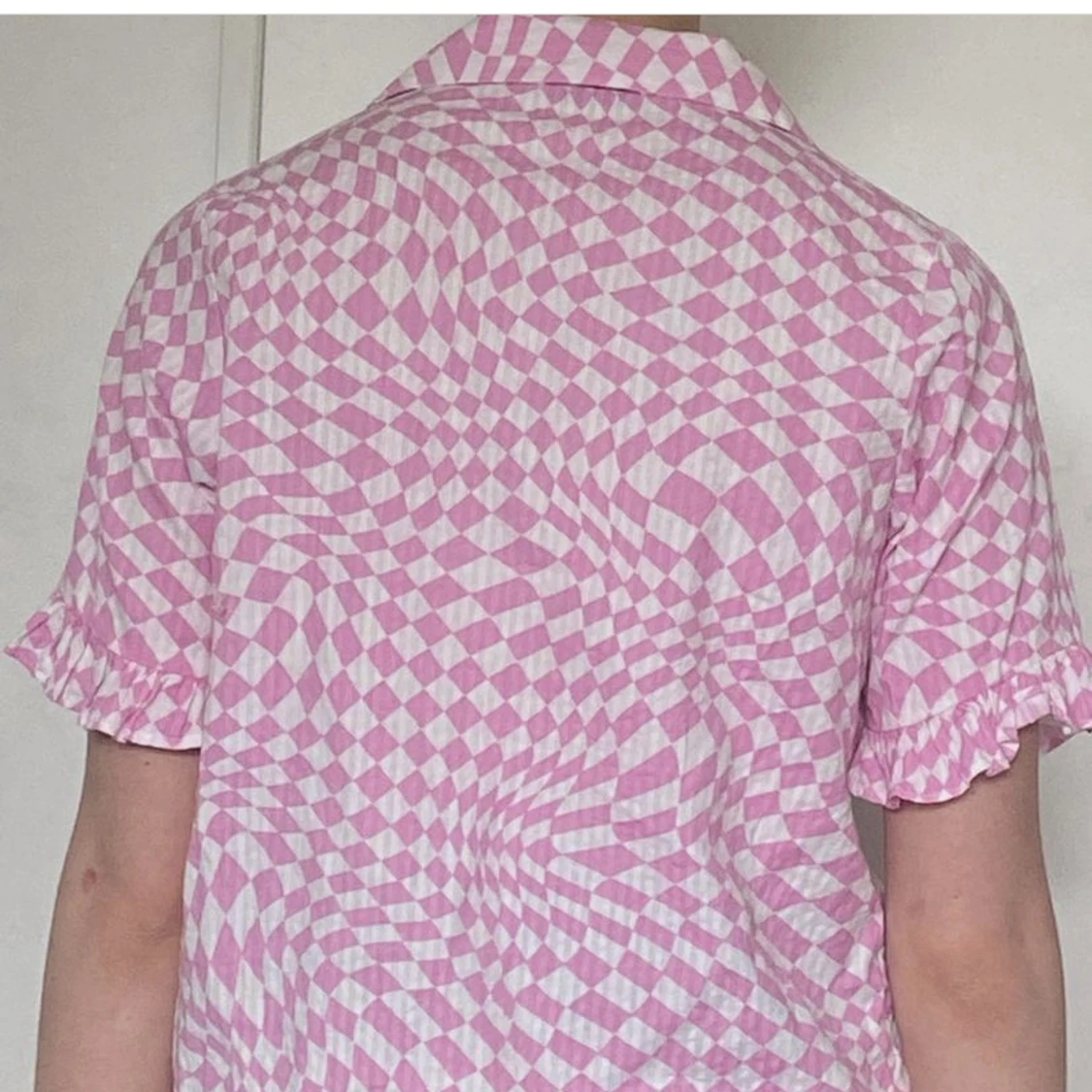Rutig rosa skjorta - 90