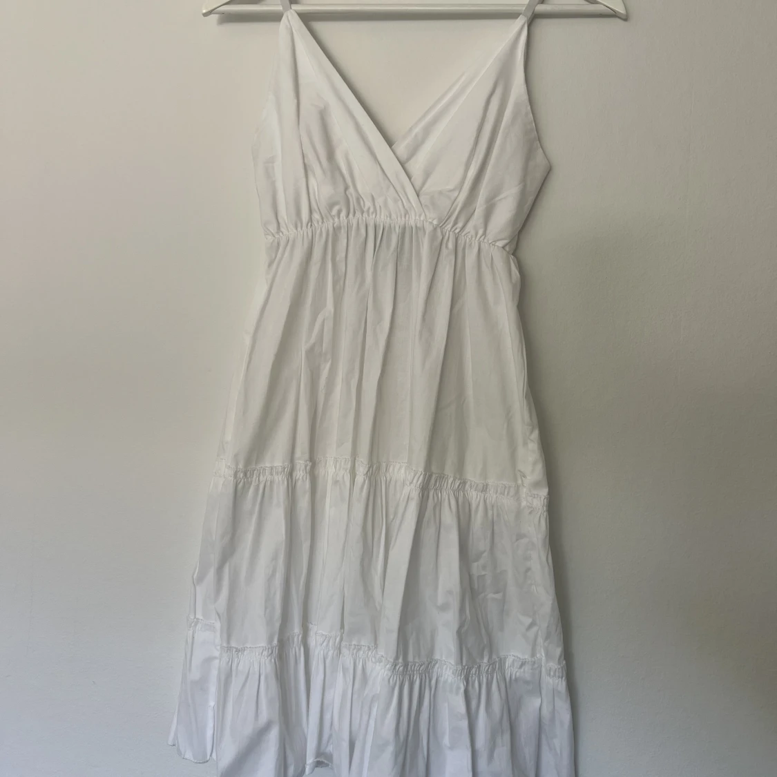 vit volang klänning - 90