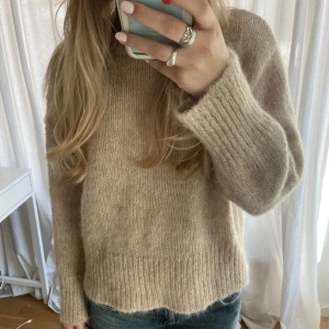 Stickad tröja - Stickad tröja från H&M🫶❤️