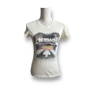 Vintage Metallica T-shirt - Supermjuk material! Beige/ljusgul