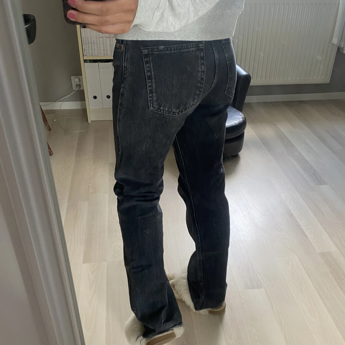 Zara mid straight jeans - 90