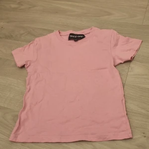 Vet inte vad jag ska skriva - Vet inte vad jag ska skriva men köp järna!