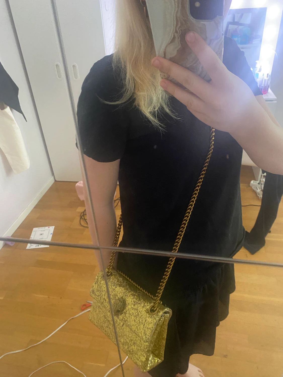 INTEESSKOL PÅ MIN FINA Kurt geiger london  - 90