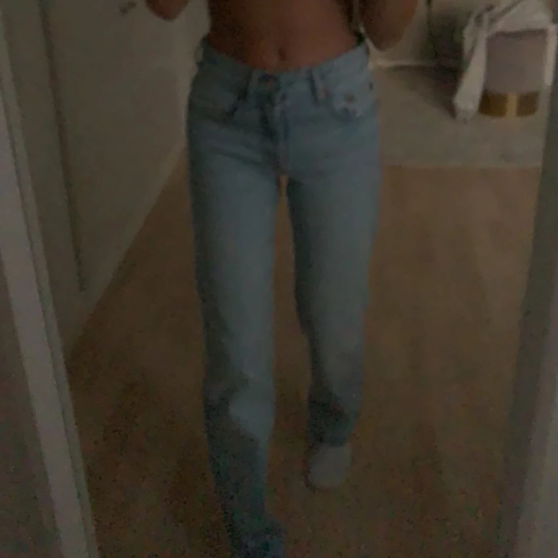 Zara mid rise jeans - 90