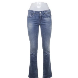 Jättesnygga Replay jeans  - Replay jeans köpta på sellpy men som tyvärr var för små💕jättebra skick! 