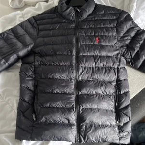 9 - Jätte fin jacka har haft den en säsong 