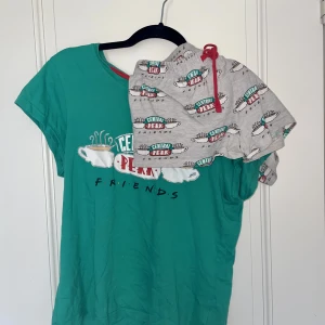 Friends Pyjamas - Friends pyjamas storlek XS. 