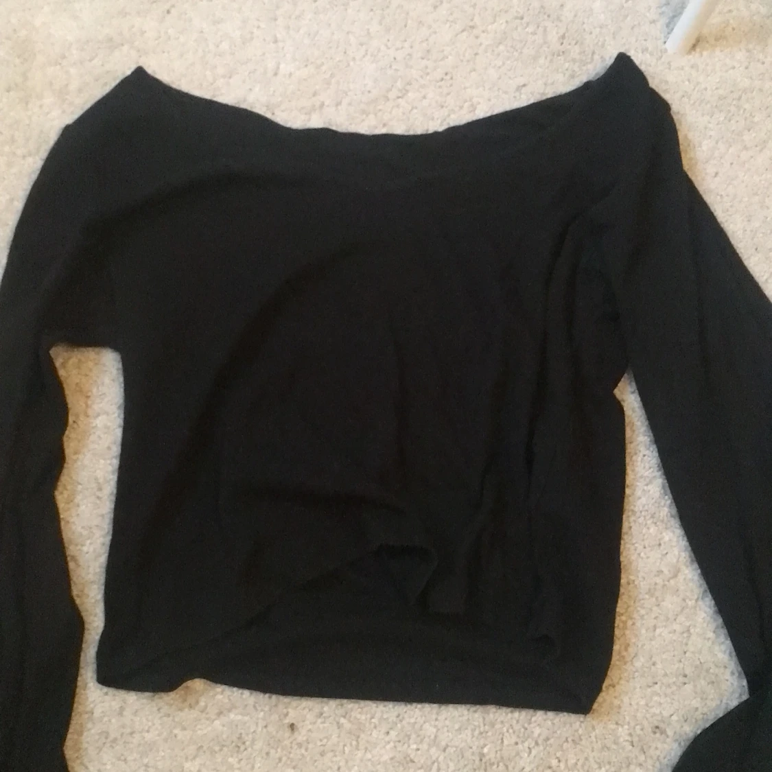 ⚡️En fin svart tröja👕🖤 - 90