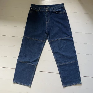 Sweet sktbs jeans - Säljer ett par Sweet skateboards jeans. Helt oanvända, nypris 600.
