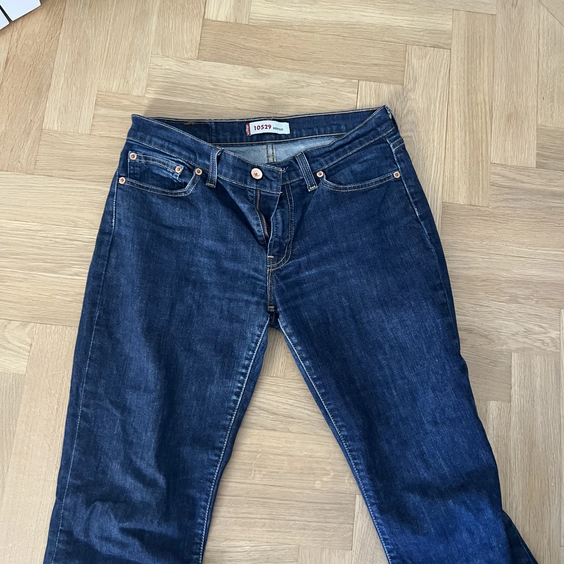 Lågmidjade vintage levis - 90